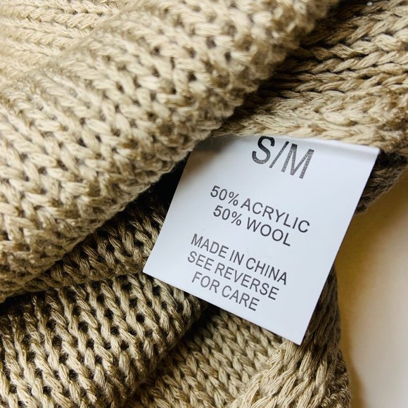 WISHLIST Sweater Fits Small/Medium Women's Oversized V-Neck Pullover NWOT - Picture 5 of 6